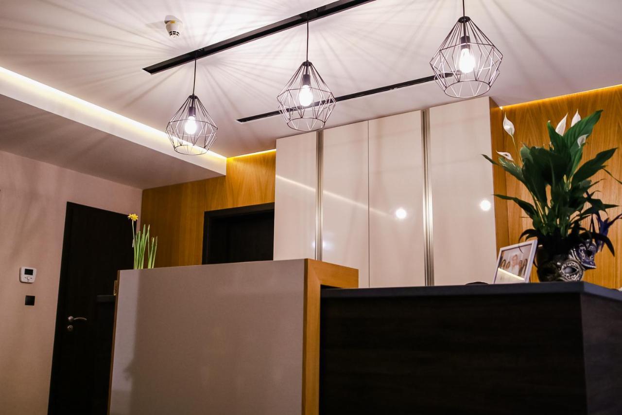 Sóház Panzió és Apartmanház Szolnok Extérieur photo