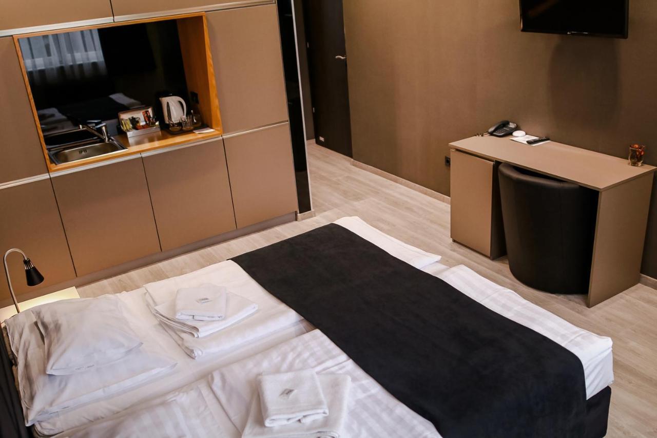 Sóház Panzió és Apartmanház Szolnok Extérieur photo
